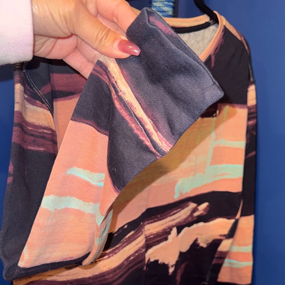 Grey State- Purple & Pink Abstract Landscape Long Sleeve Top - Picture 8 of 15